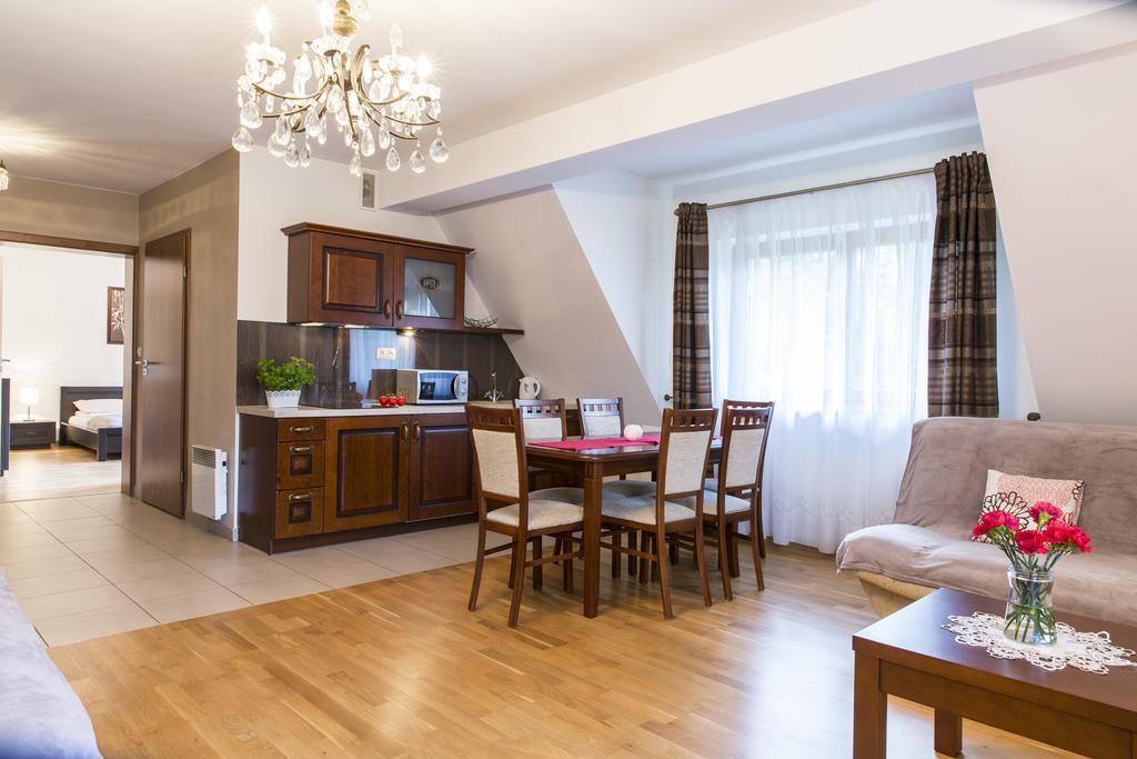 Udanypobyt Apartamenty Snowbird กอสเชียลิสกอ ภายนอก รูปภาพ